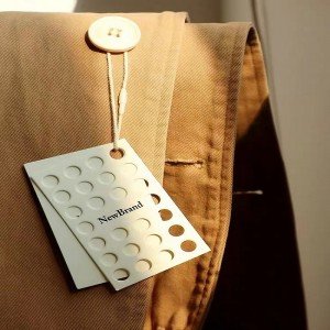 Висококачествени тагове Фабрика тагове за чантата облекло обувки принадлежности пакет етикети custom кърпа етикет тъкани етикети