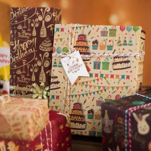 Опаковаща хартия отпечатана тъкан хартия за рожден ден персонализирано лого отпечатано 60g/70g/80g/90g/100g опаковане на хартия пакет за подарък многоцветен подарък хартия chirstmas опаковане хартия крафт хартия